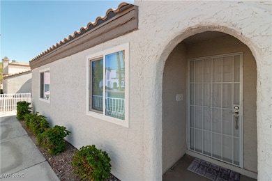 2165 Pebble Creek Ln, Laughlin, NV 89029 - photo 3