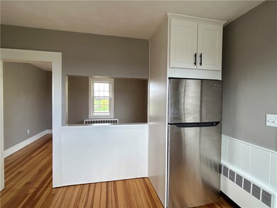 202 Bayview Ave unit B, Bristol, RI 02809 - photo 4
