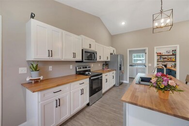 1015 Chestnut Acres Ln, Farmington, MO 63640 - photo 7