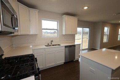 418 Hidden River W, Holly, MI 48442 - photo 6