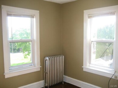 1913 Northampton St, Easton, PA 18042 - photo 7