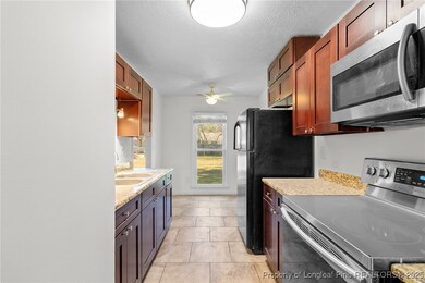 1033 Oakstone Dr, Fayetteville, NC 28314 - photo 6