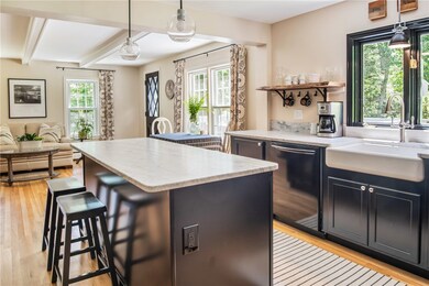 572 Cedar Ave, East Greenwich, RI 02818 - photo 4