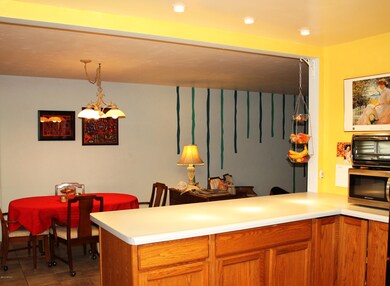 Kitchen/Dining