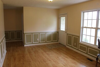 931 Gilley Cir, Manchester, TN 37355 - photo 2