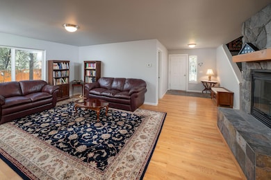 14450 Mountain View Loop_0017 copy