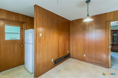 207 W Welton Ave, Temple, TX 76501 - photo 6