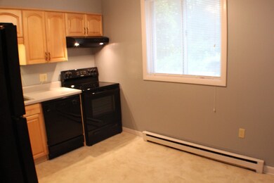 121 Bailey St unit B11, Worcester, MA 01602 - photo 3