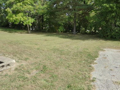 457 N Main St, Frankfort, IN 46041 - photo 4