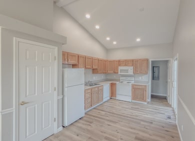 806 S Sunny Ln, Urbana, IL 61802 - photo 3