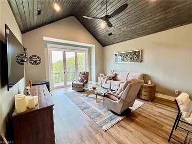 70 Paynes Ct, Roaring Gap, NC 28668 - photo 4