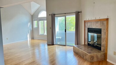 114 Burkhall St unit R, South Weymouth, MA 02190 - photo 5