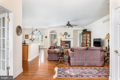 1009 Belmont Ln, Garnet Valley, PA 19060 - photo 2
