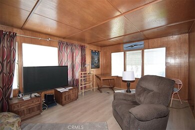 56425 29 Palms Hwy unit 100, Yucca Valley, CA 92284 - photo 5