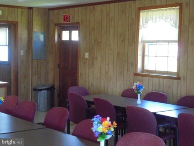 19100 Airmont Rd, Round Hill, VA 20141 - photo 6