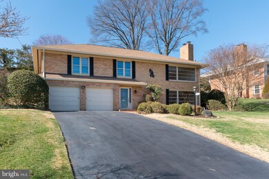 7300 Park Terrace Dr, Alexandria, VA 22307 - photo 3