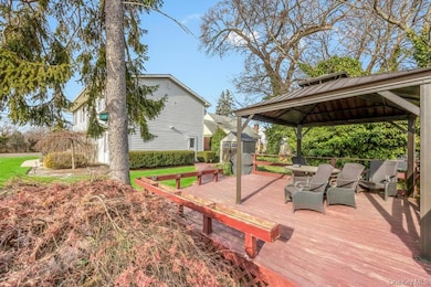 57 New South Rd, Hicksville, NY 11801 - photo 6