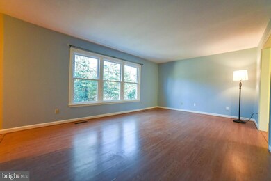 23289 Piney Wood Cir, California, MD 20619 - photo 4