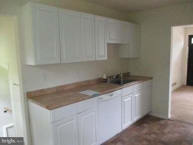 6912 Digby Rd, Gwynn Oak, MD 21207 - photo 4