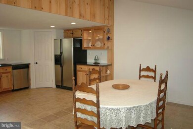 284 Piedmont Ave, Washington, VA 22747 - photo 2