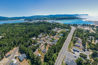 2118 NW View Ridge Dr, Waldport, OR 97394 - photo 4