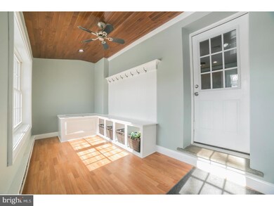 811 E Hector St, Conshohocken, PA 19428 - photo 7