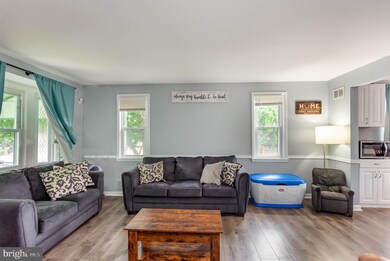 2054 Jasmine Rd, Dundalk, MD 21222 - photo 5