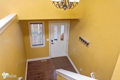 25-Front Entry_DMD367