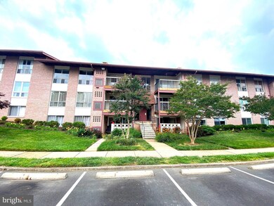 206 Park Terrace Ct SE unit 37, Vienna, VA 22180 - photo 2