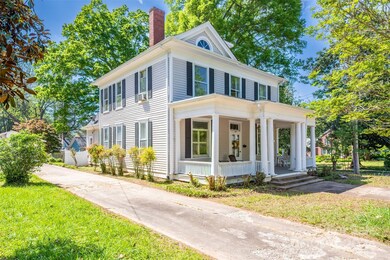 219 N Mulberry St, Statesville, NC 28677 - photo 7