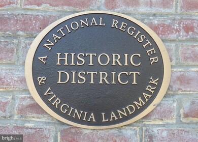 3047 S Buchanan St unit C1, Arlington, VA 22206 - photo 2