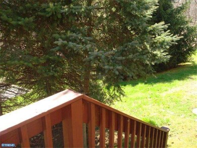 46 Aspen Way, Schwenksville, PA 19473 - photo 2