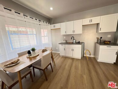 2526 W 21st St, Los Angeles, CA 90018 - photo 4