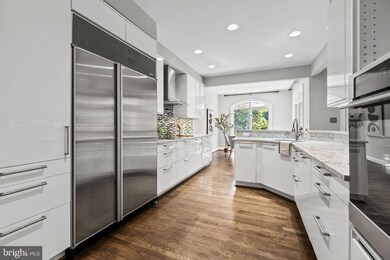 9472 Turnberry Dr, Potomac, MD 20854 - photo 5