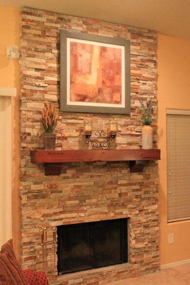 FIREPLACE - FAM RM (3)