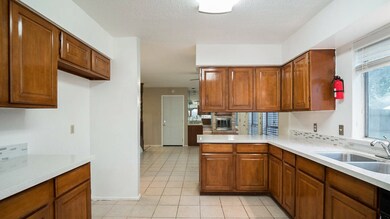 15402 Meadow Village Dr, Houston, TX 77095 - photo 2