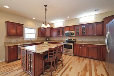 10877 Country Grove Cir, Portage, MI 49024 - photo 3