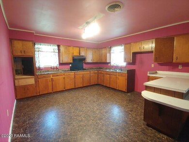 3 Kitchen