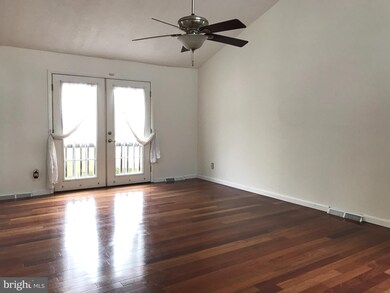 2 Charleswood Ct, Gwynn Oak, MD 21207 - photo 5