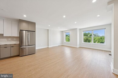2134 Wisconsin Ave NW unit 6, Washington, DC 20007 - photo 2