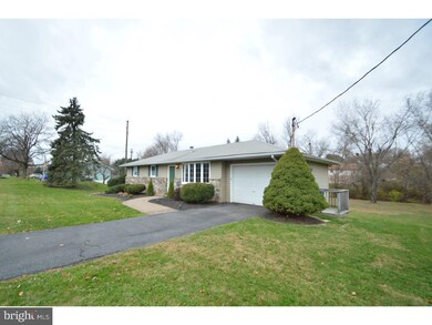 3217 Division St, Easton, PA 18045 - photo 3