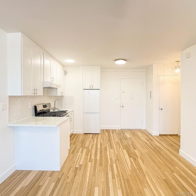 7626 113th St unit 5D, Forest Hills, NY 11375 - photo 4