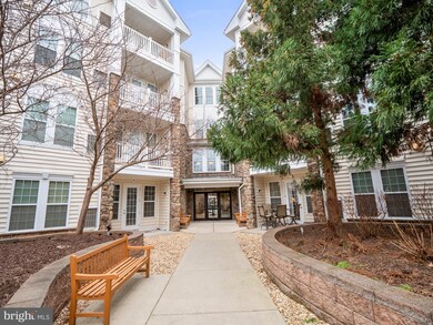 24701 Byrne Meadow Square unit 211, Aldie, VA 20105 - photo 4