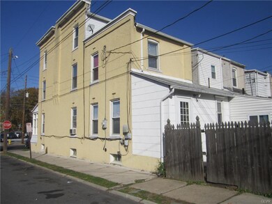 1526 W Gordon St, Allentown, PA 18102 - photo 2