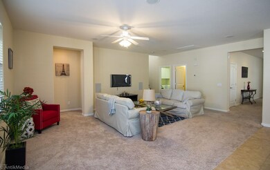 Family Room w/ 7.1 Surround Sound