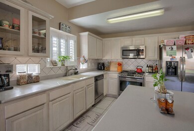 14009 Lago Seco Dr, Horizon City, TX 79928 - photo 5