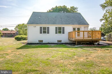 8617 Fowler Ave, Parkville, MD 21234 - photo 2