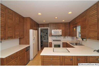 1 Eliot Ct, Morganville, NJ 07751 - photo 7