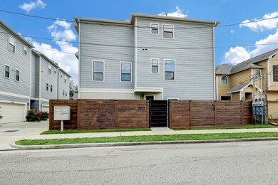 3832 Brinkman St, Houston, TX 77018 - photo 3