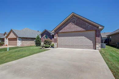 3209 Main St, Granbury, TX 76049 - photo 2